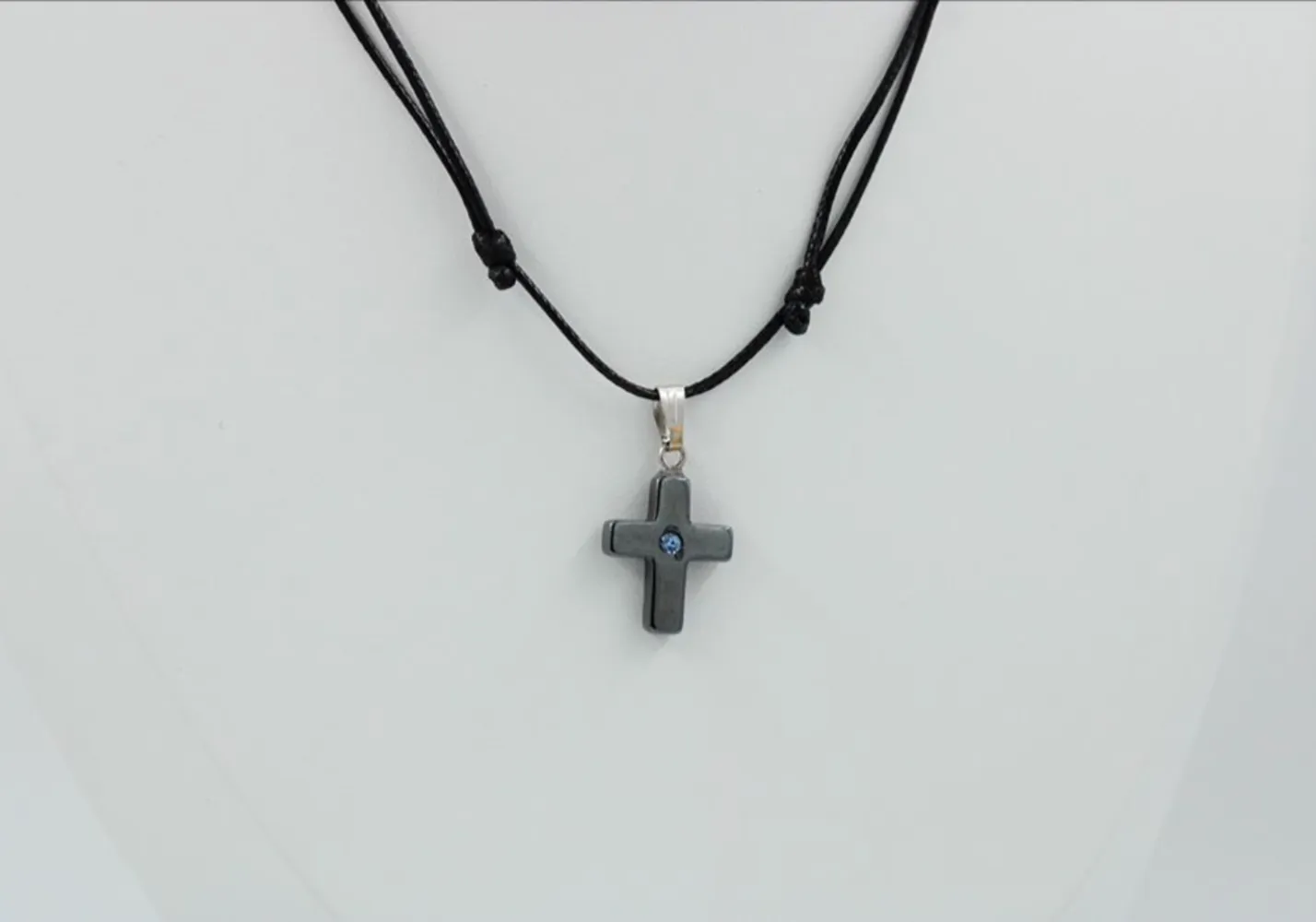 MILKOSM-8 Κολιέ/ Σταυρός λαιμού - Image 1
